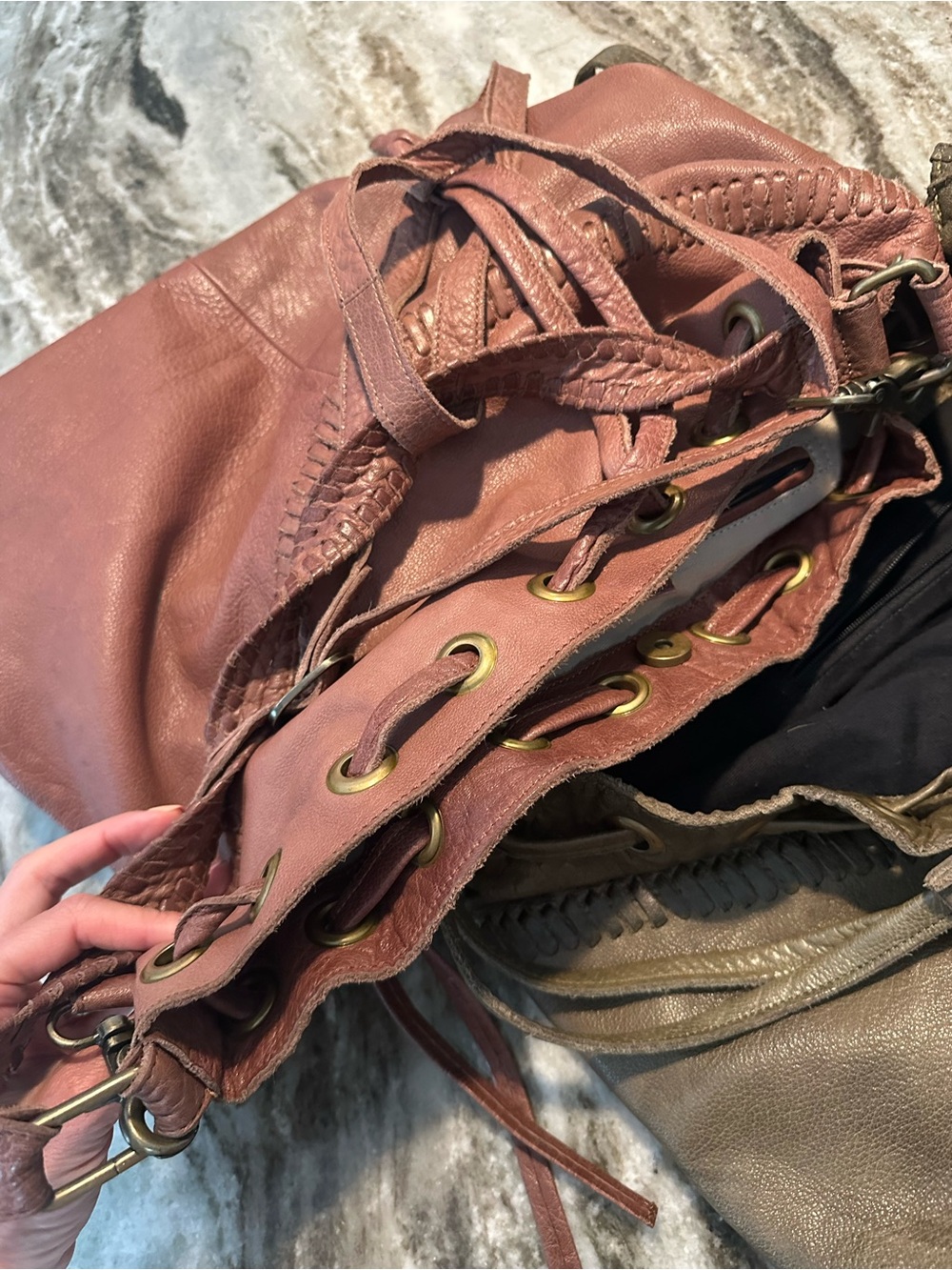Day & Mood Stylish Olive Green and Dusty Rose Leather Handbags - Picture 14 of 16